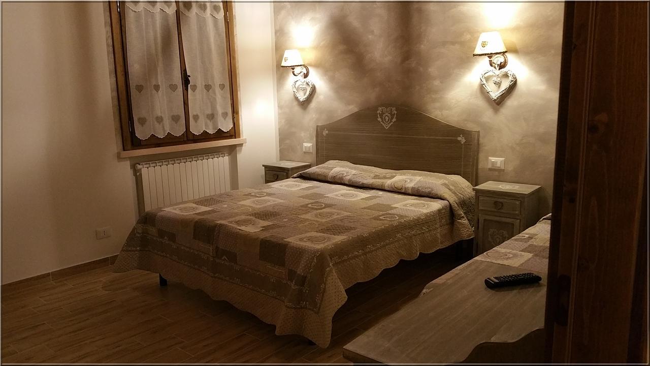 Bed and Breakfast La Casa Delle Rondini Roncoferraro Exterior foto
