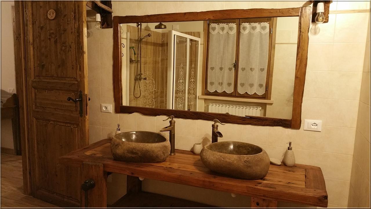 Bed and Breakfast La Casa Delle Rondini Roncoferraro Exterior foto