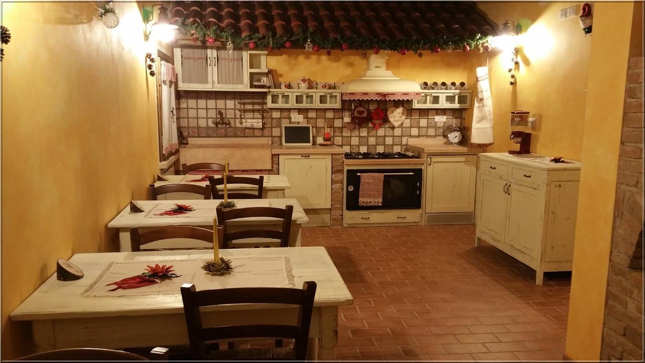 Bed and Breakfast La Casa Delle Rondini Roncoferraro Exterior foto