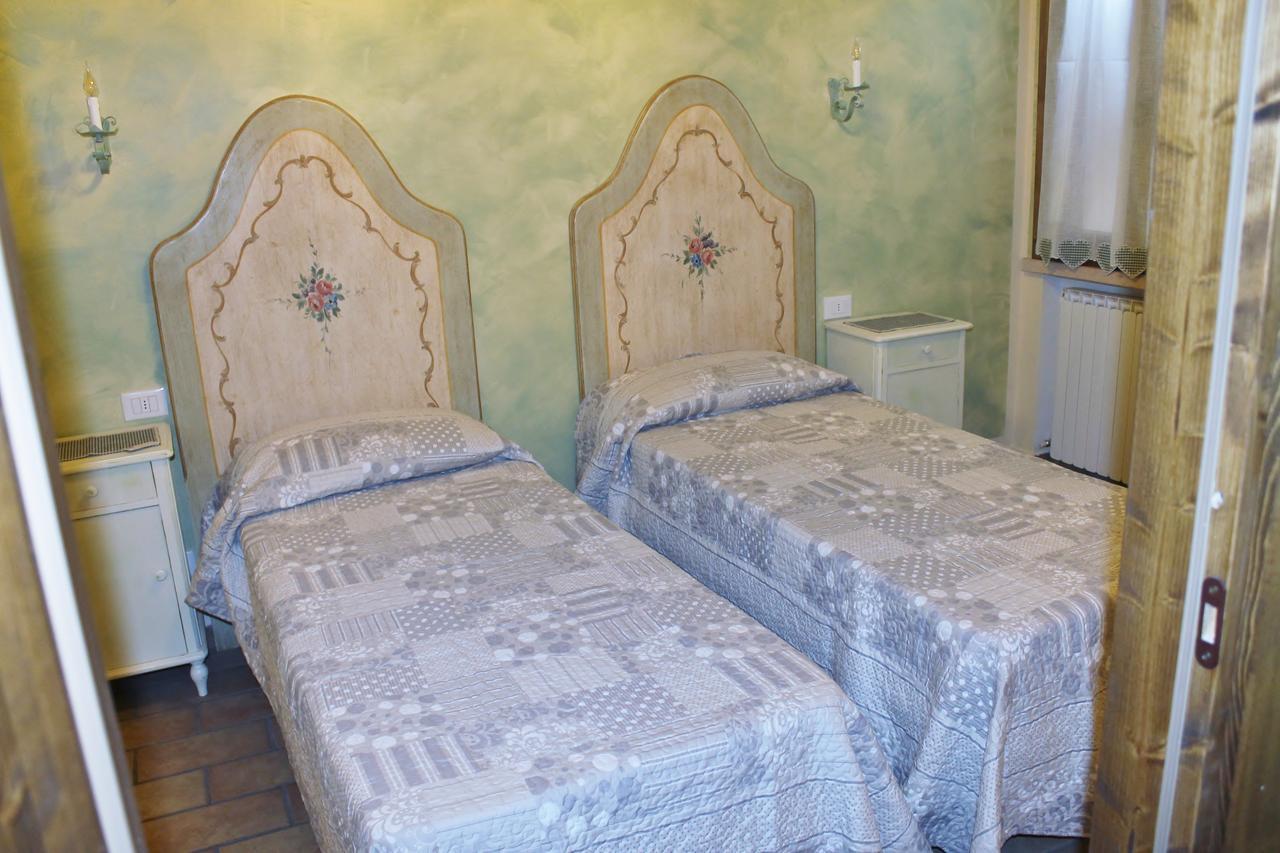 Bed and Breakfast La Casa Delle Rondini Roncoferraro Exterior foto